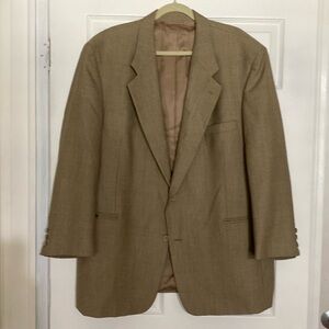 Men’s camel houndstooth sportcoat